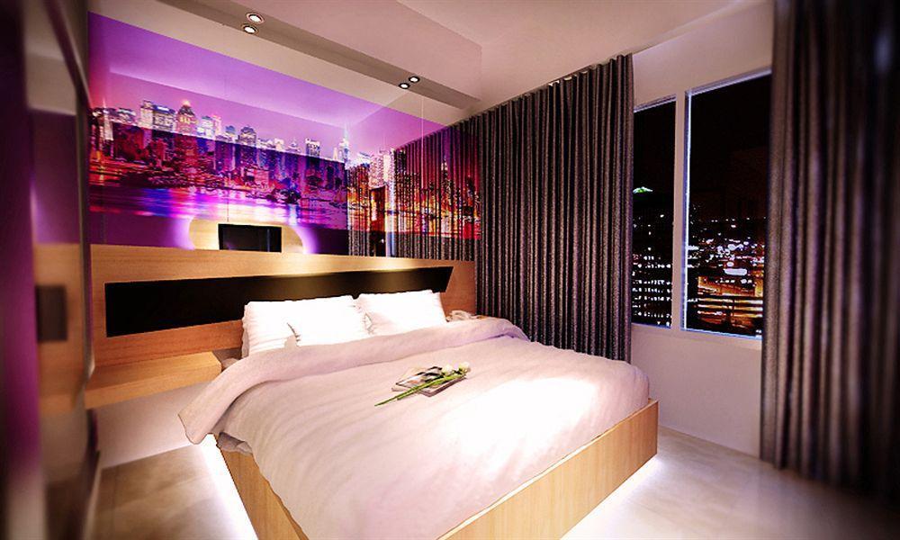 G Suites Hotel By Amithya สุราบายา ภายนอก รูปภาพ