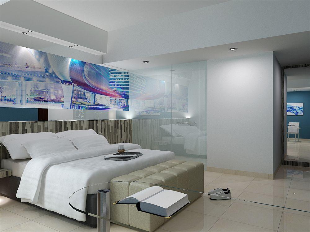G Suites Hotel By Amithya สุราบายา ภายนอก รูปภาพ