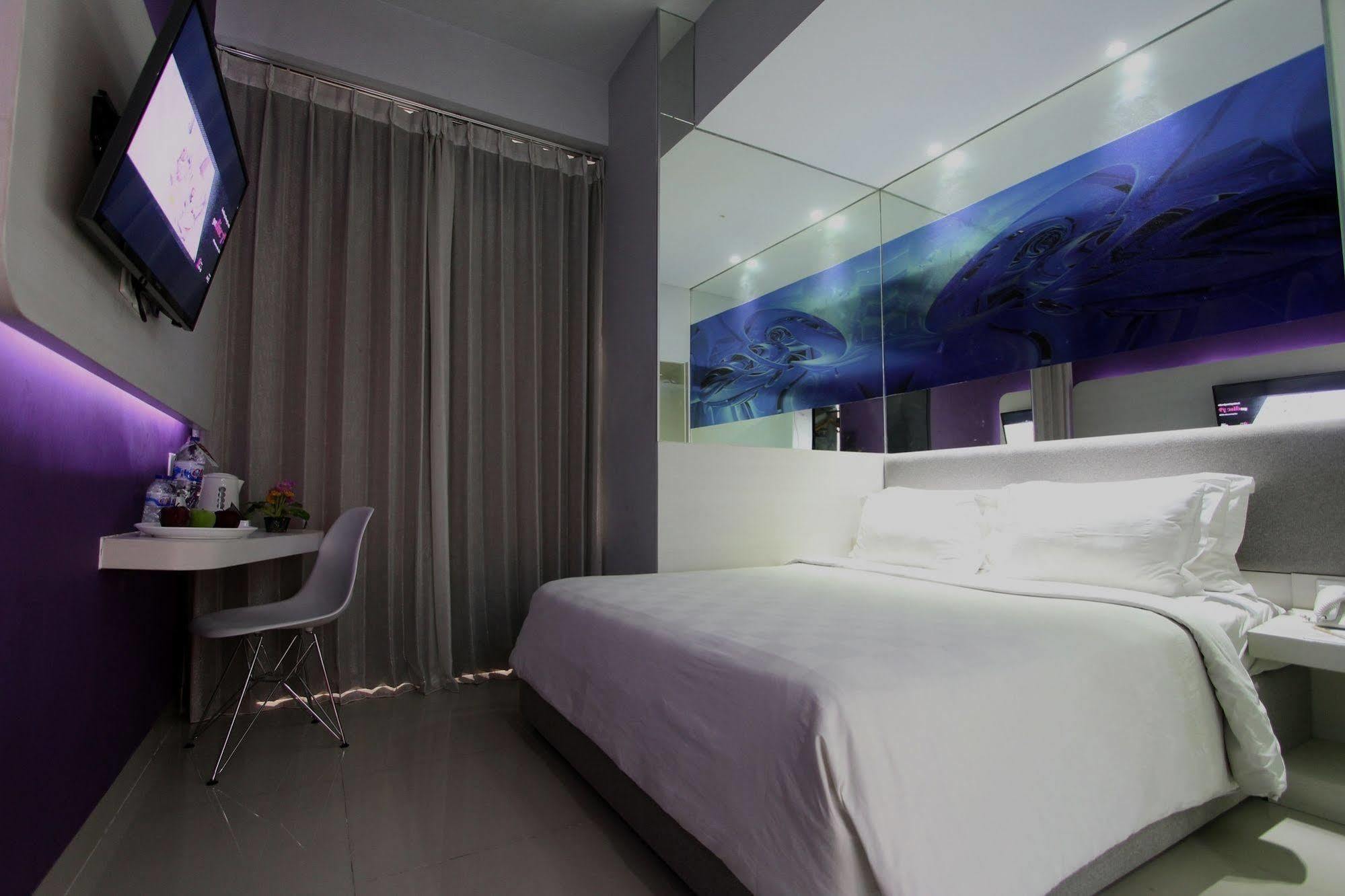 G Suites Hotel By Amithya สุราบายา ภายนอก รูปภาพ